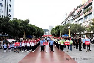 浓眉半场揽下24分！刷新湖人球员本赛季半场得分纪录